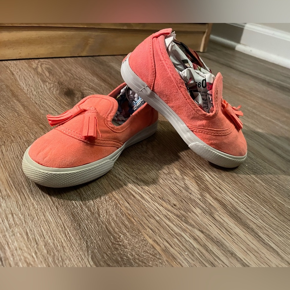 Melon slip on shoes 8C
